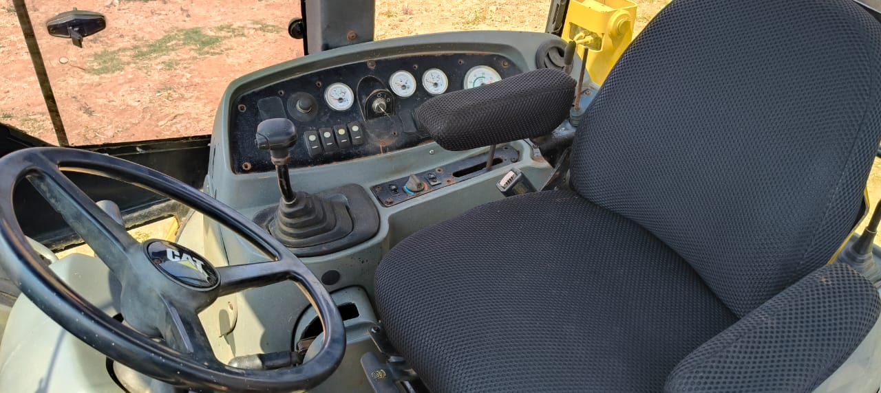 CAT 424D S 4x4 TLB – R450,000 (Incl. VAT)