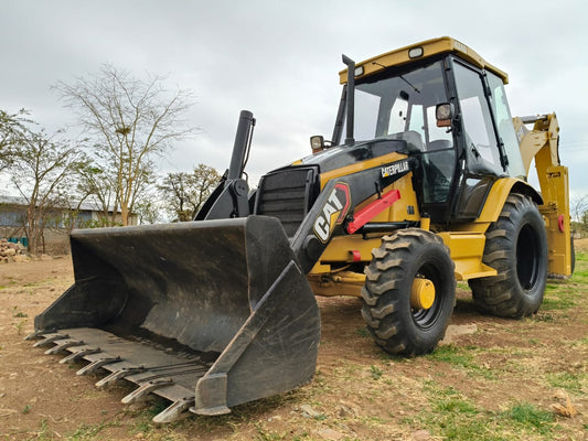 CAT 424D S 4x4 TLB – R450,000 (Incl. VAT)